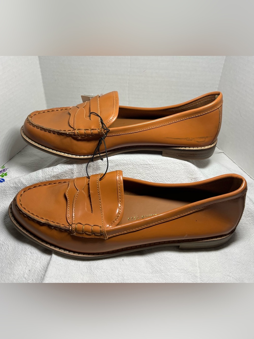 🍂 NWT Gap Cognac Leather Penny Loafers Cozy Light Academia Chic